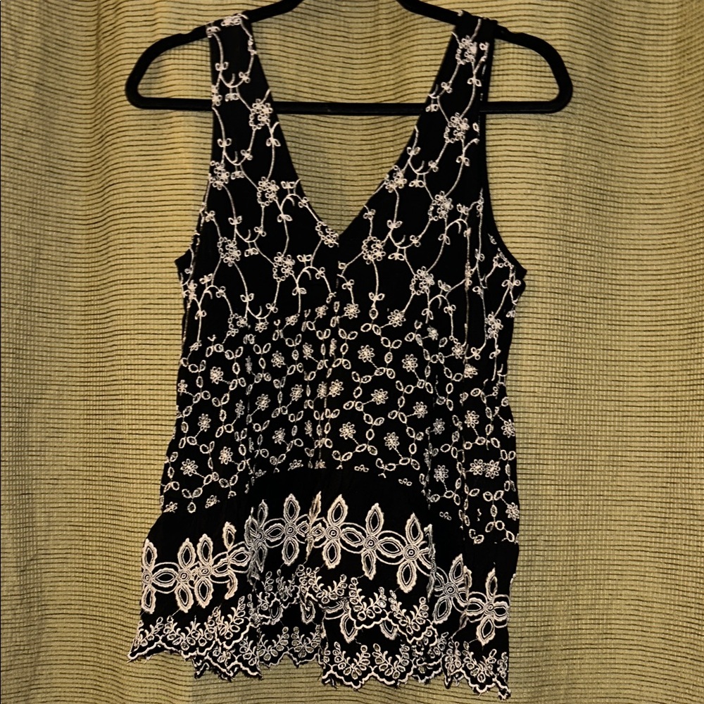American Eagle Outfitters Black and Cream Floral Lace/Eyelet Blouse